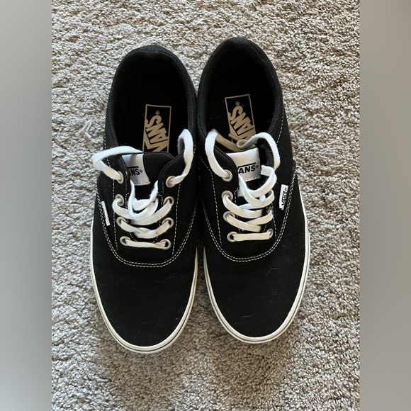 Vans - Picture 4 of 6
